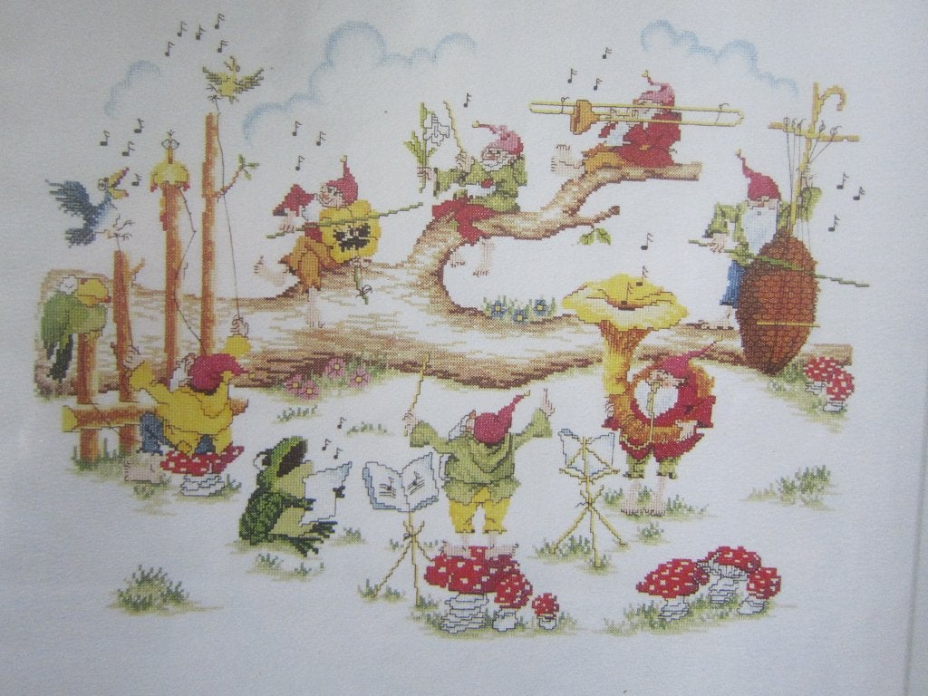 Borduurpatronen voor kinderkamer kabouters, Ophalen of Verzenden, Zo goed als nieuw, Handborduren, Patroon