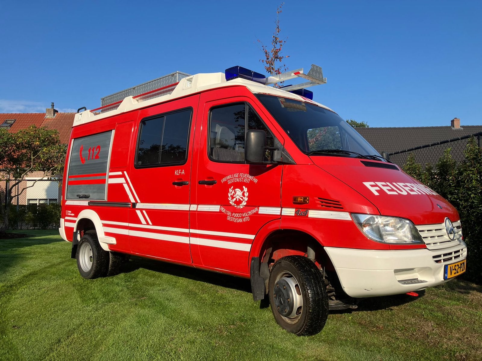 Mercedes 416CDI 4 x 4 Brandweer 16.000km, Auto's, Stof, 2000 kg, 160 pk, Overige kleuren