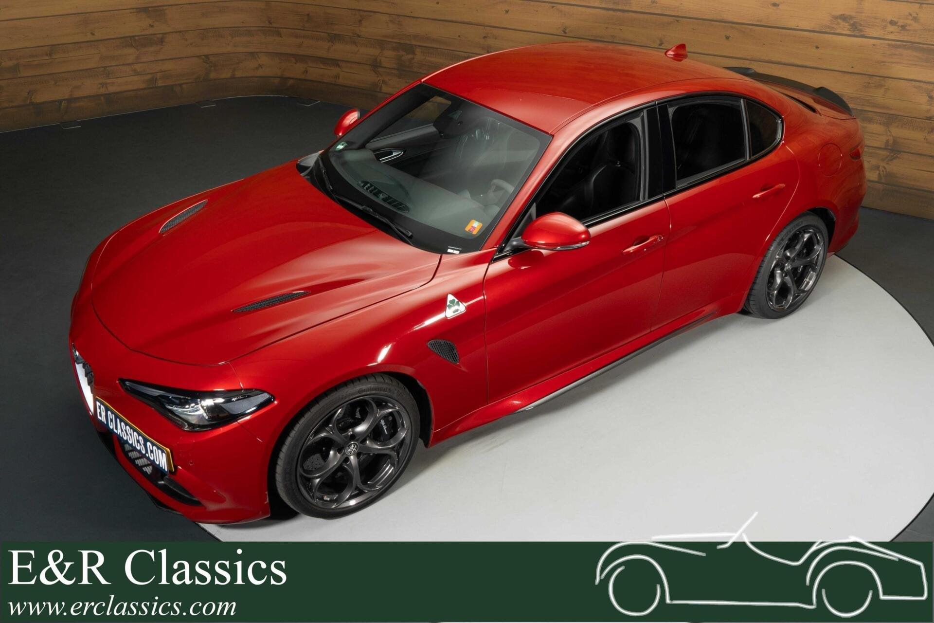 Alfa Romeo Giulia Quadrifoglio Sedan | 2019, Auto's, Automaat, Achterwielaandrijving, Gebruikt, Zwart