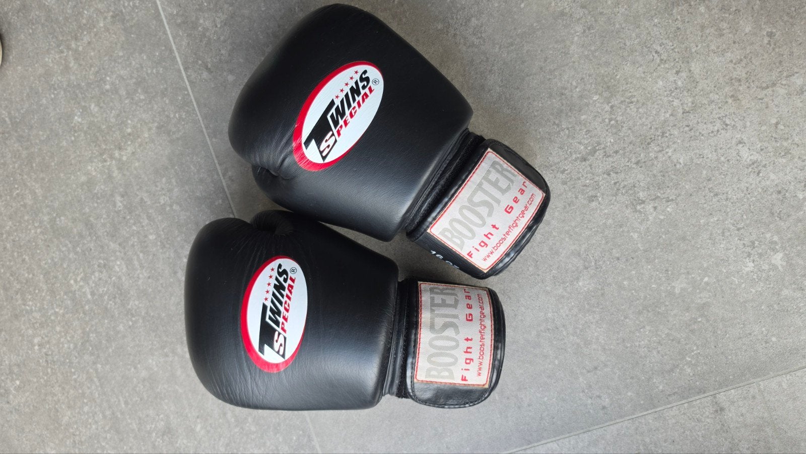 Twins Special Bokshandschoenen 16 oz, Sport en Fitness, Ophalen of Verzenden, Gebruikt, Overige, Vechtsportbescherming
