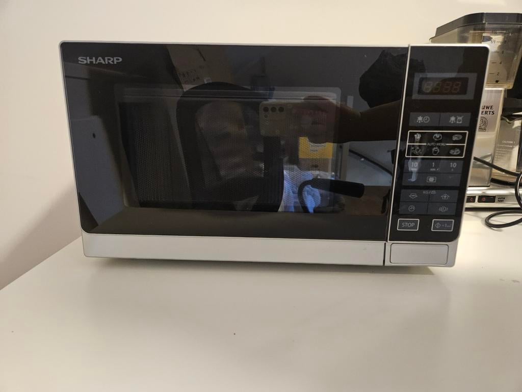 Sharp magnetron, Witgoed en Apparatuur, Magnetrons, Ophalen, Draaiplateau, Magnetron, Zo goed als nieuw