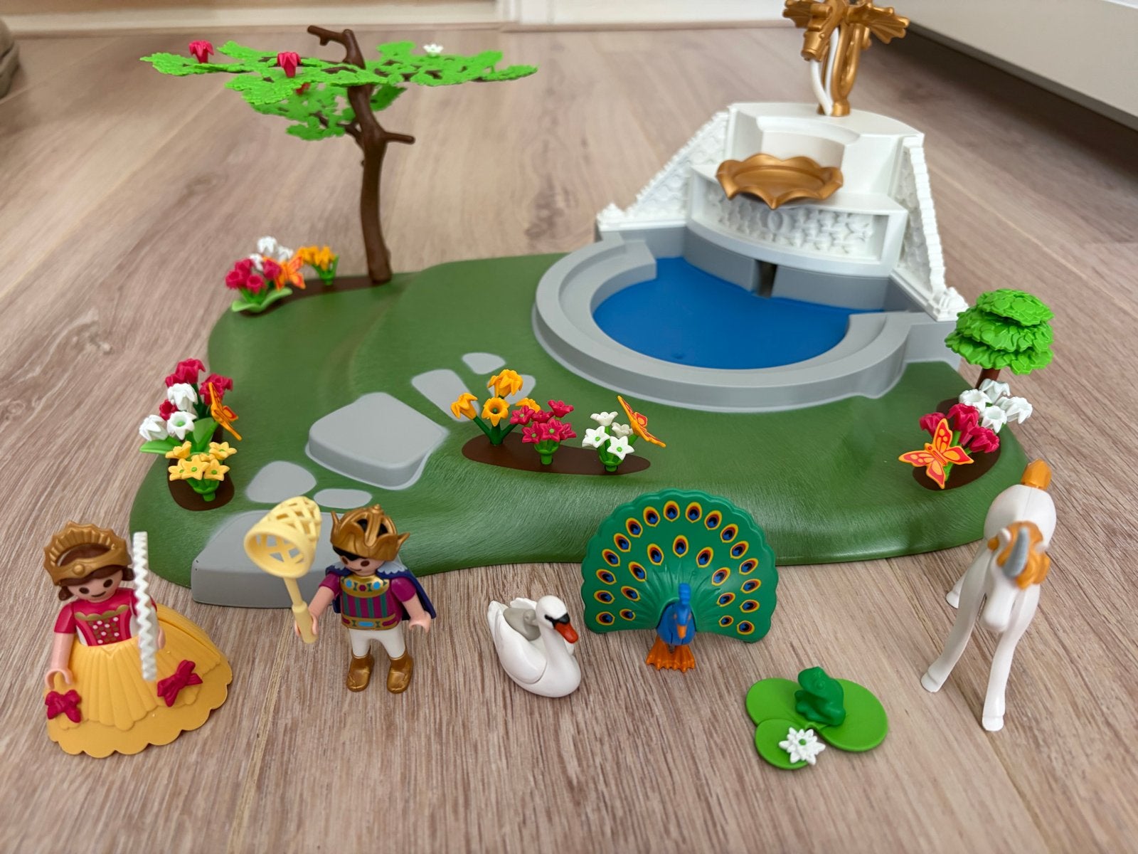 Playmobil Eenhoorn Set met Fontein en Figuren, Ophalen, Zo goed als nieuw, Meisje