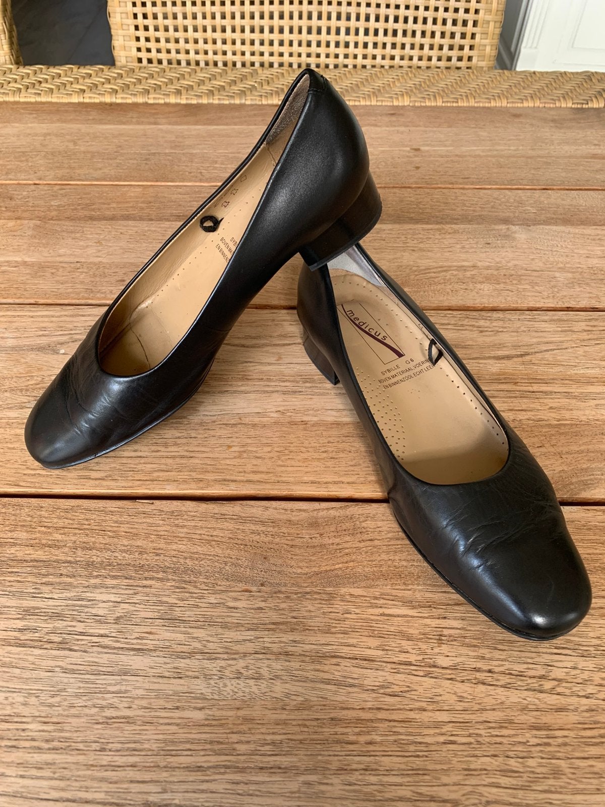 Zwarte lederen Medicus elegante schoen maat 6 (39) nieuw., Nieuw, Ophalen of Verzenden, Instappers, Zwart