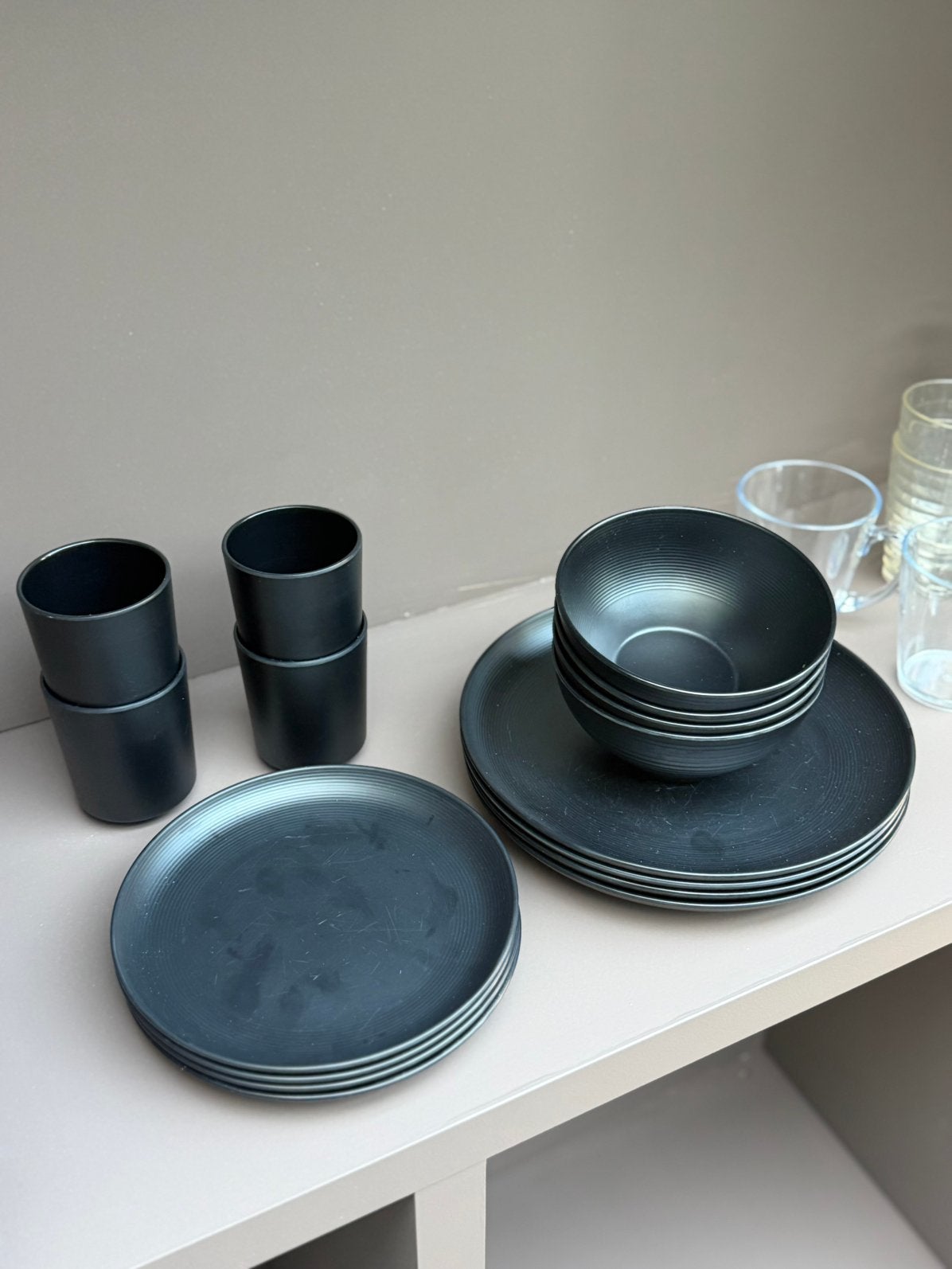 Camping servies, complete set, Caravans en Kamperen, Kampeeraccessoires, Ophalen of Verzenden, Gebruikt