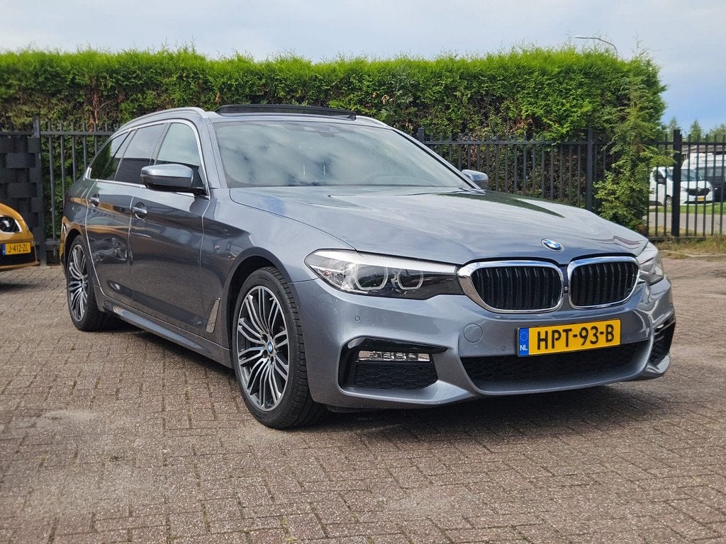 BMW 5-serie Touring 530d xDrive High Exe # M Sport pakket #, Auto's, BMW, Automaat, 249 pk, Gebruikt, Euro 6