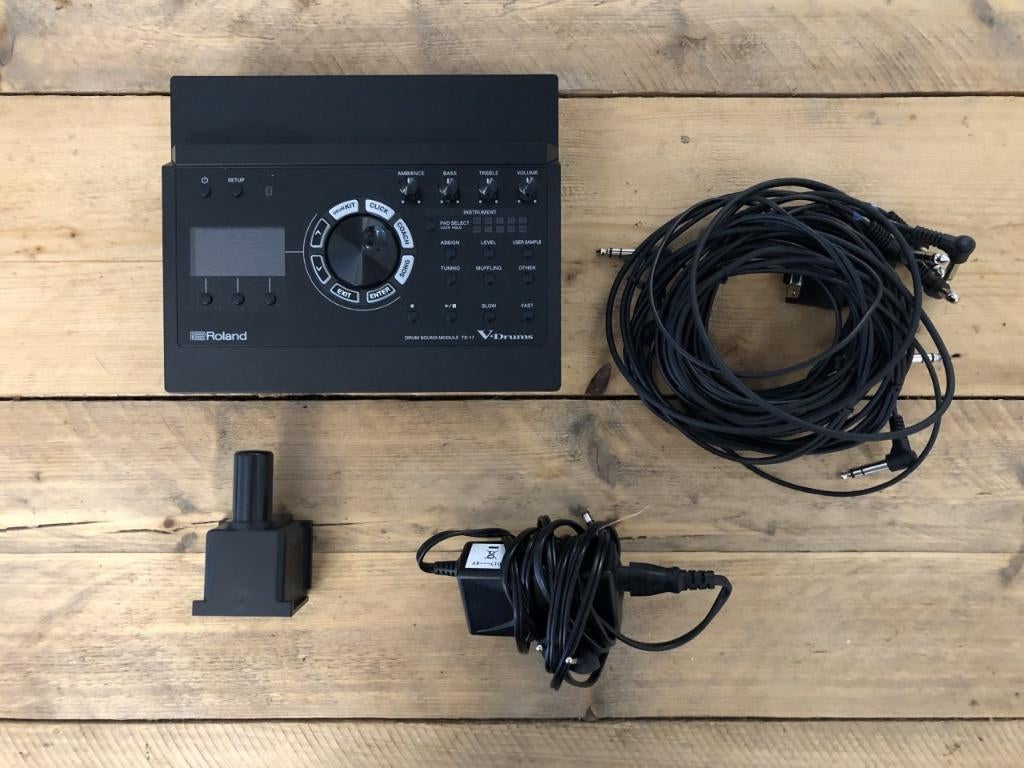 AANBIEDING!! Roland TD 17 drum module Versie 2 (TD17), Ophalen of Verzenden, Zo goed als nieuw, Drums of Percussie