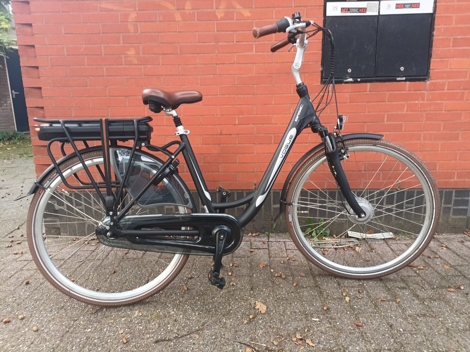 Nette Elektrische Vogue Damesfiets 700km Op de teller 28" 7V, Ophalen of Verzenden, Zo goed als nieuw