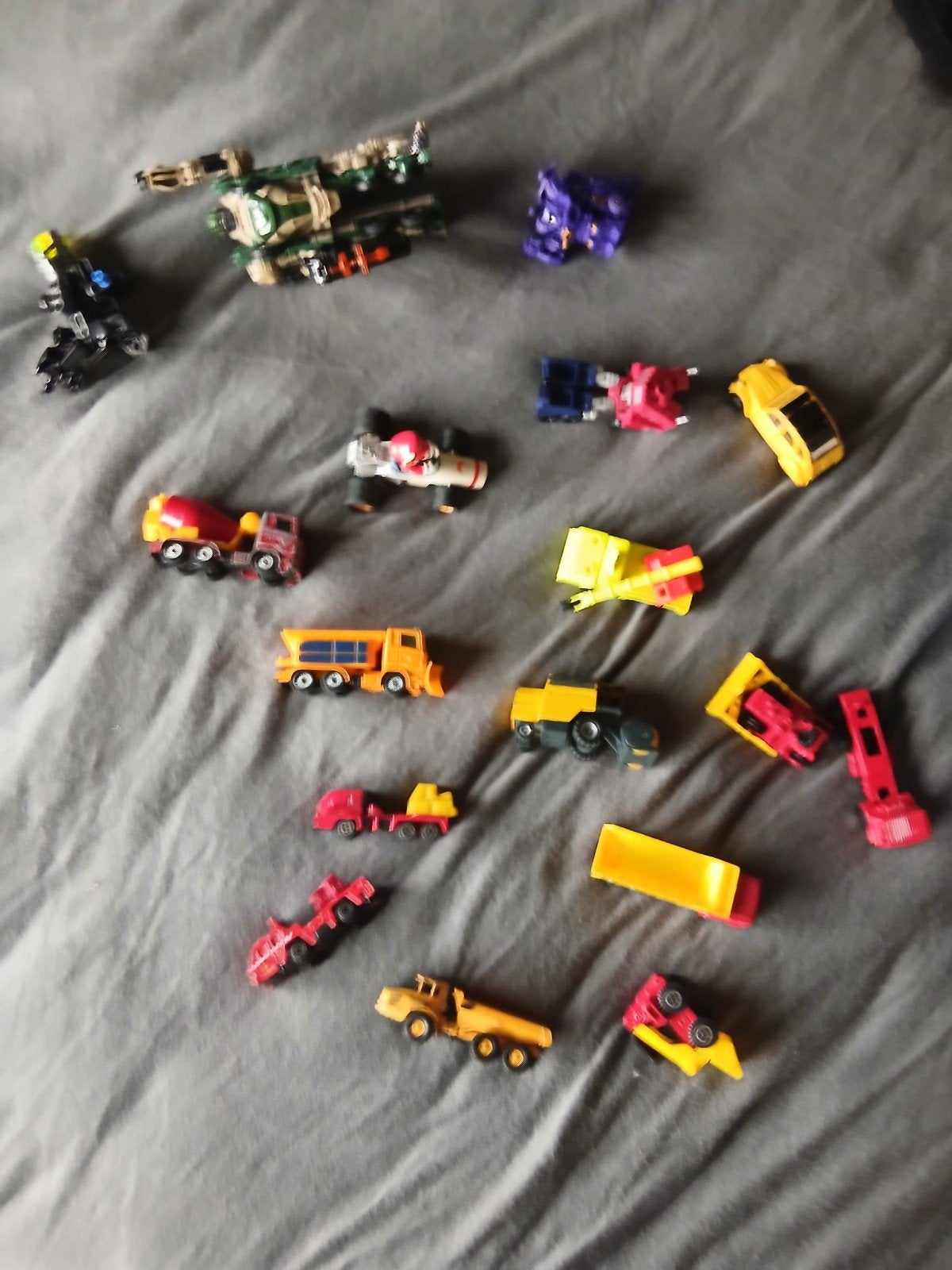 Diverse speelgoedvoertuigen en Transformers, Ophalen of Verzenden, Gebruikt