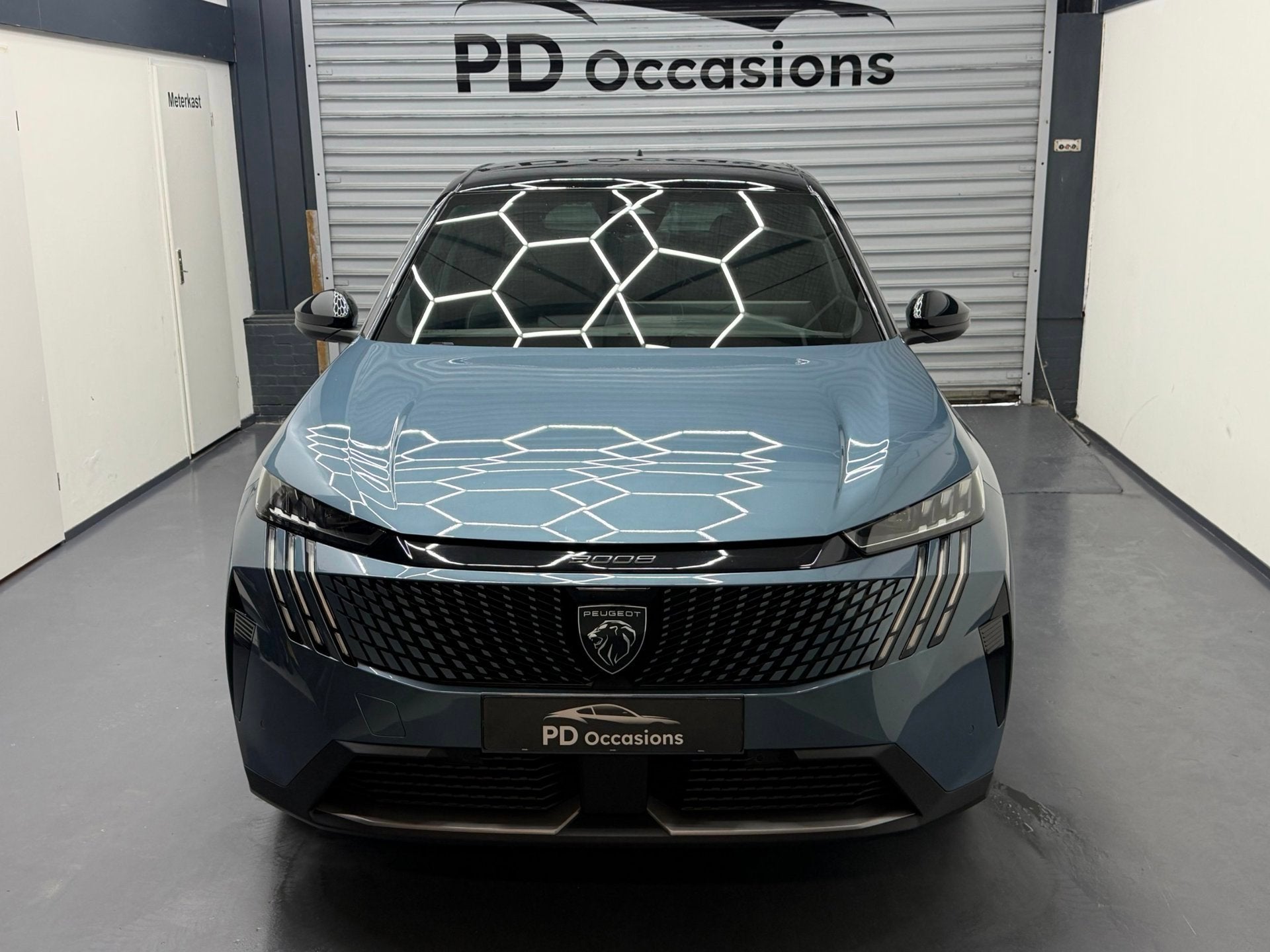 Peugeot 3008 1.2 Hybrid 145 GT - Trekhaak - (360) Camera - E, Auto's, 145 pk, Gebruikt, Zwart, 1199 cc