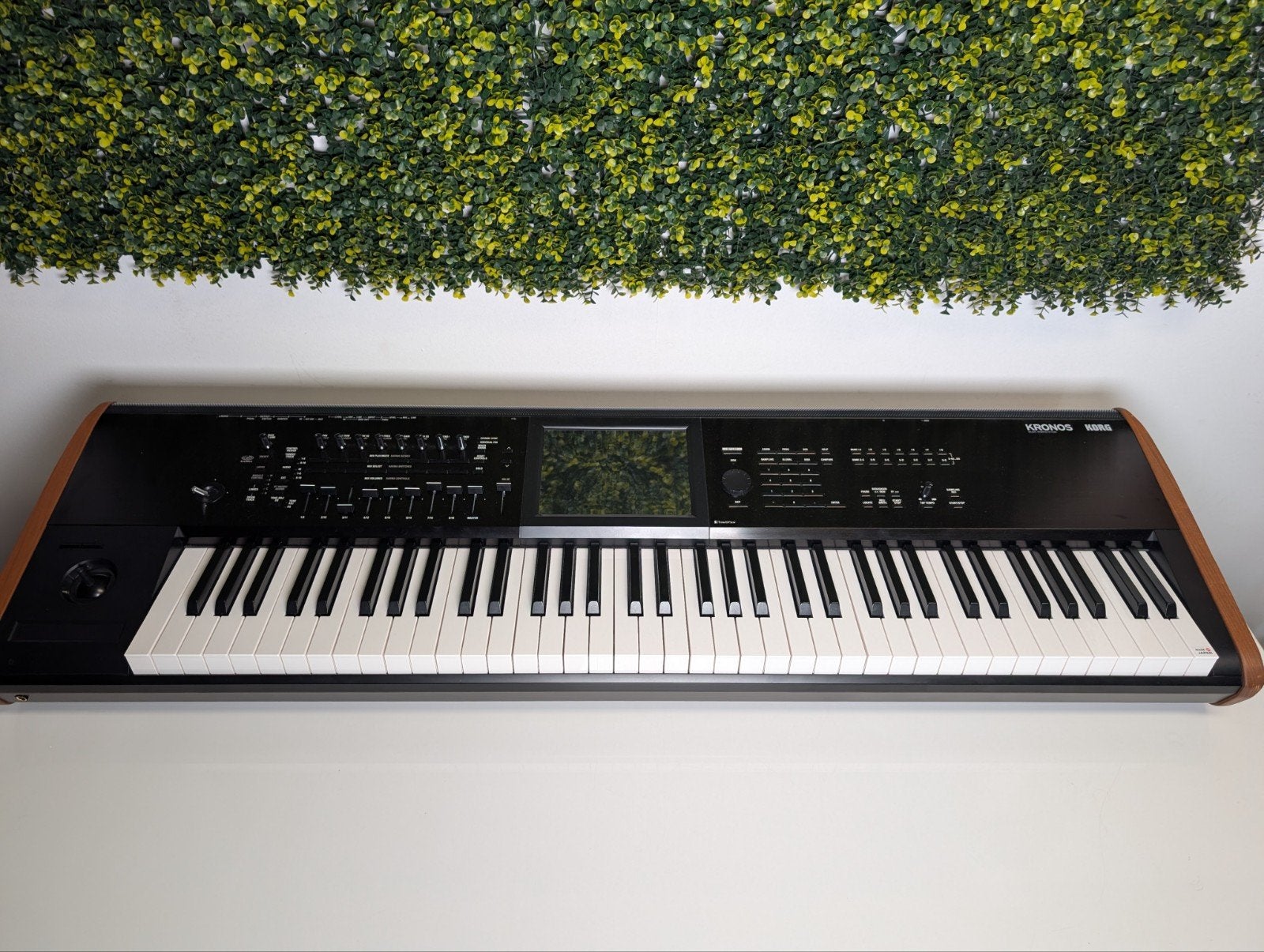 GEWELDIGE ACTIE !! Korg Kronos 2 73 Workstation Synthesizer, Muziek en Instrumenten, Info@prosq.nl, Korg, Zo goed als nieuw, Korg straat