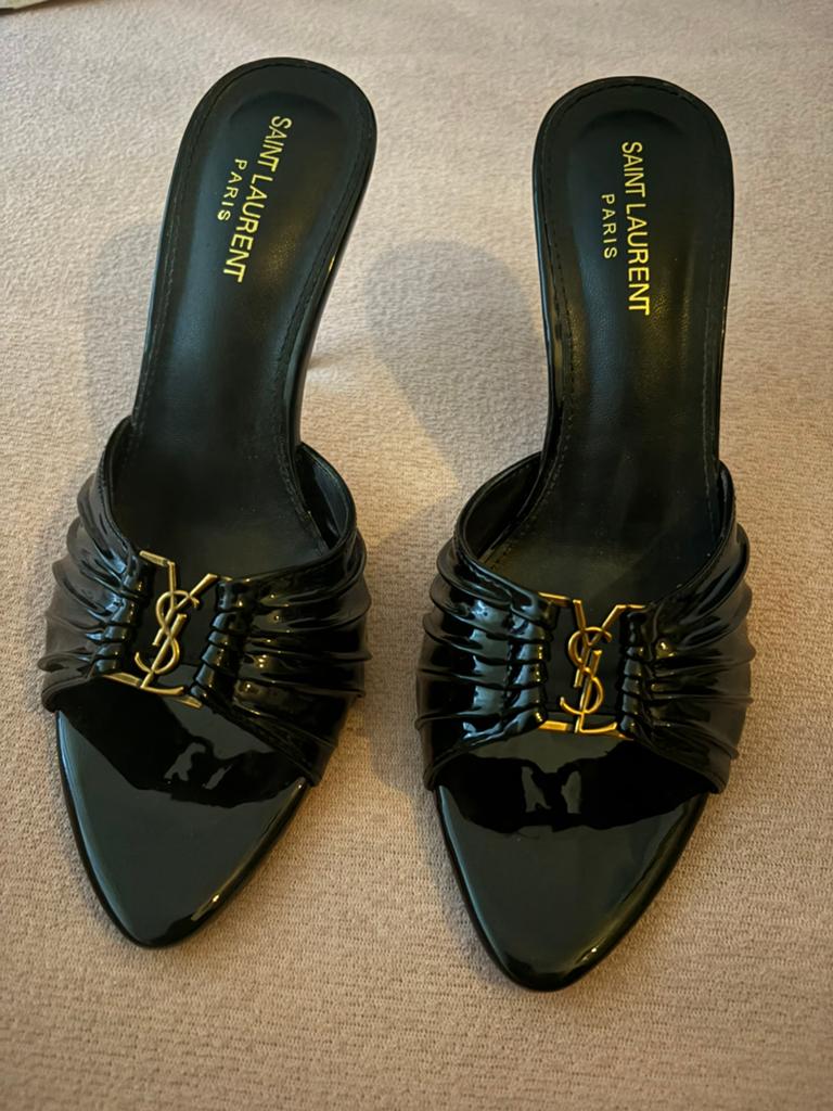 Saint laurenr, Schoenen met lage hakken, Zwart, Nieuw, Ophalen of Verzenden