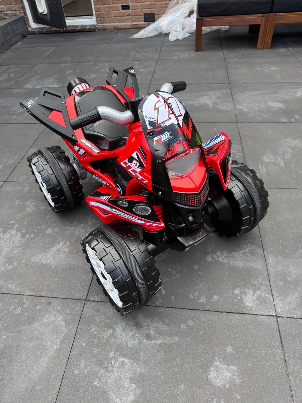 NIEUW!!! Quad The Beast rood 12v, Ophalen, Nieuw