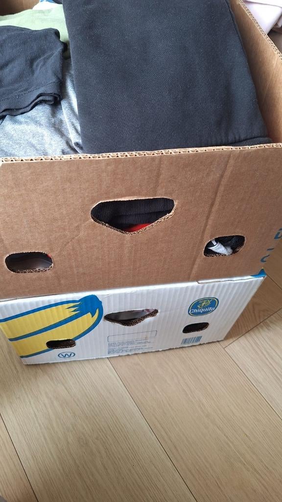 2 dozen met dameskleding, Ophalen of Verzenden
