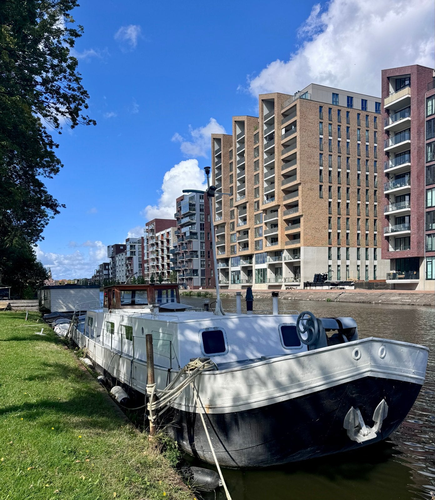 IJsselaak 17,43 m met vaste ligplaats Alkmaar, 50 m², Verkoop zonder makelaar, 2 kamers, Noord-Holland