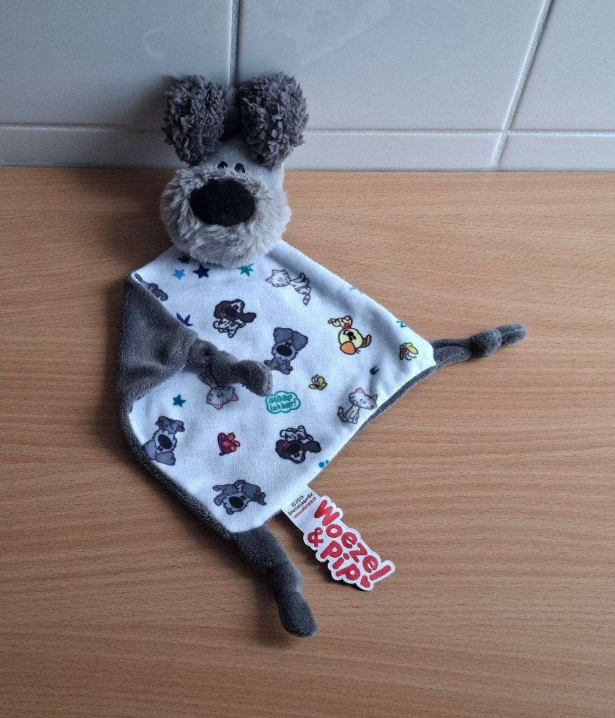 Knuffeldoekje, Knuffel van Woezel en Pip, Woezel Grijs, Ophalen of Verzenden, Zo goed als nieuw, Knuffeldoekje, Met label