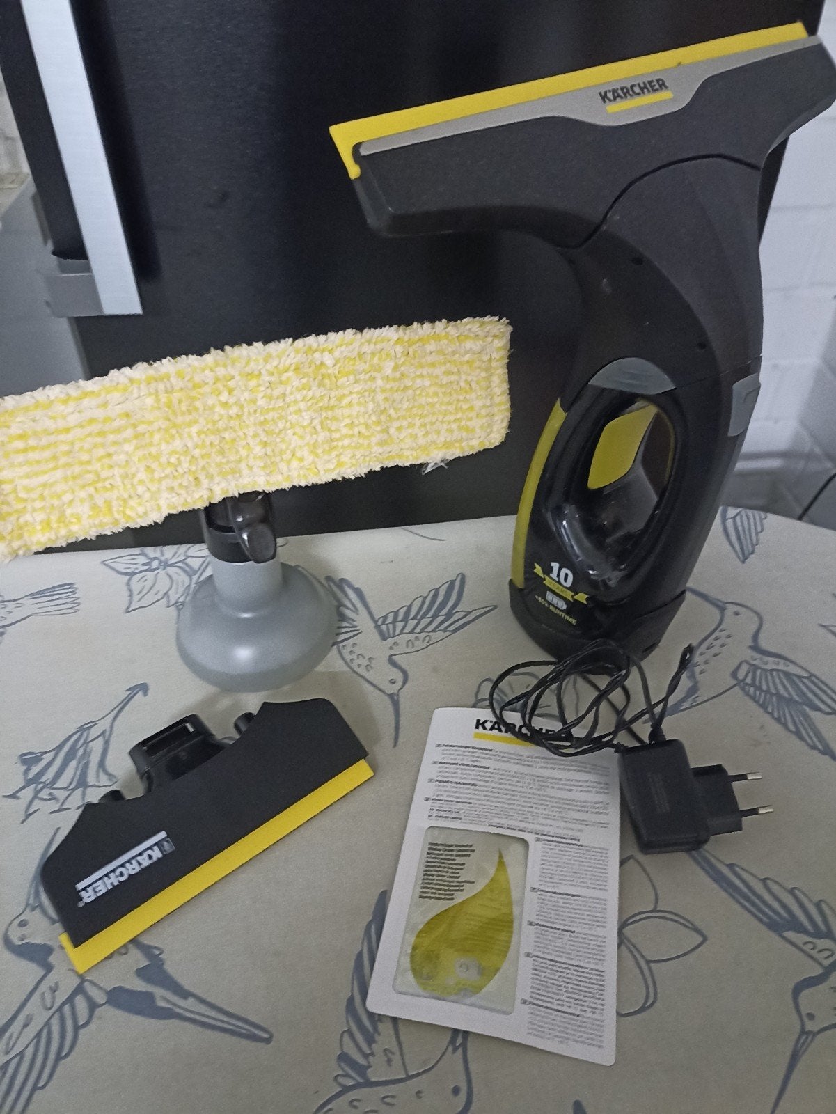 Kärcher WV 2 Plus N Raamwisser - Zo goed als nieuw, Witgoed en Apparatuur, Ophalen of Verzenden, Zo goed als nieuw