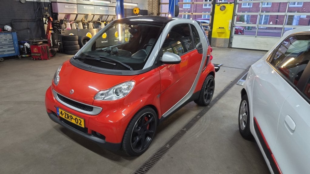 Smart Fortwo coupé 1.0 BRABUS, Auto's, Automaat, Gebruikt, 2 stoelen, 3 cilinders