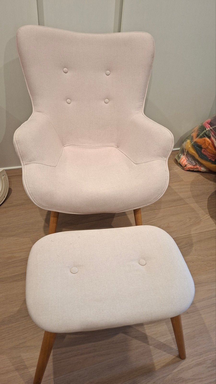 Jysk fauteuil met voetenbankje - Zo goed als nieuw, Ophalen, 75 tot 100 cm, Stof, 75 tot 100 cm