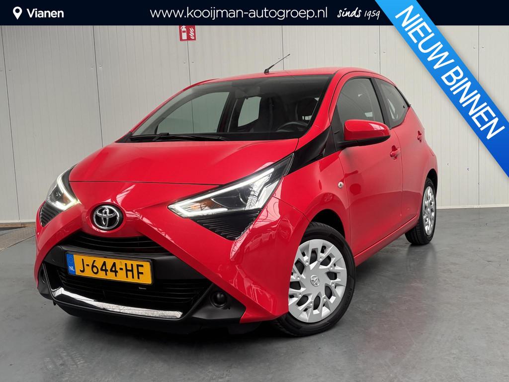Toyota Aygo 1.0 VVT-i x-play NL auto! Automaat, Carplay, Stof, Gebruikt, 4 stoelen, Origineel Nederlands
