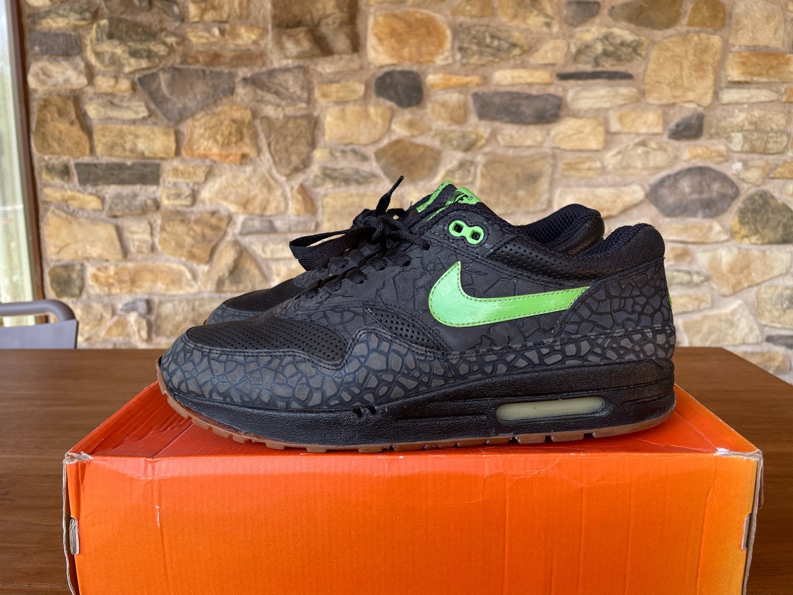 Nike Air Max 1 Hufquake - Maat 44, Ophalen of Verzenden, Gedragen, Zwart, Sneakers of Gympen