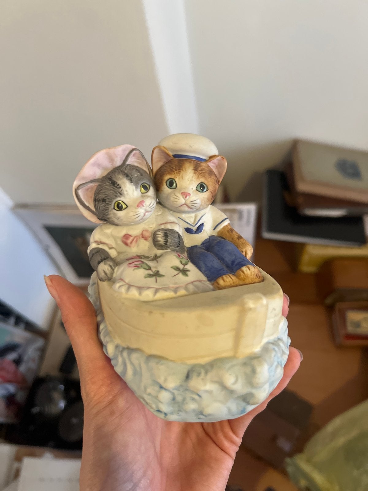 Muziekdoosje met katten in bootje - Vintage decoratie, Ophalen of Verzenden, Gebruikt, Dier
