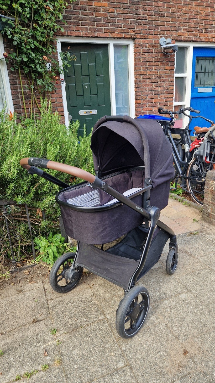 Maxi Cosi Street+ Kinderwagen met Wieg, Buggy en Adapters, Kinderen en Baby's, Kinderwagens en Combinaties, Zo goed als nieuw