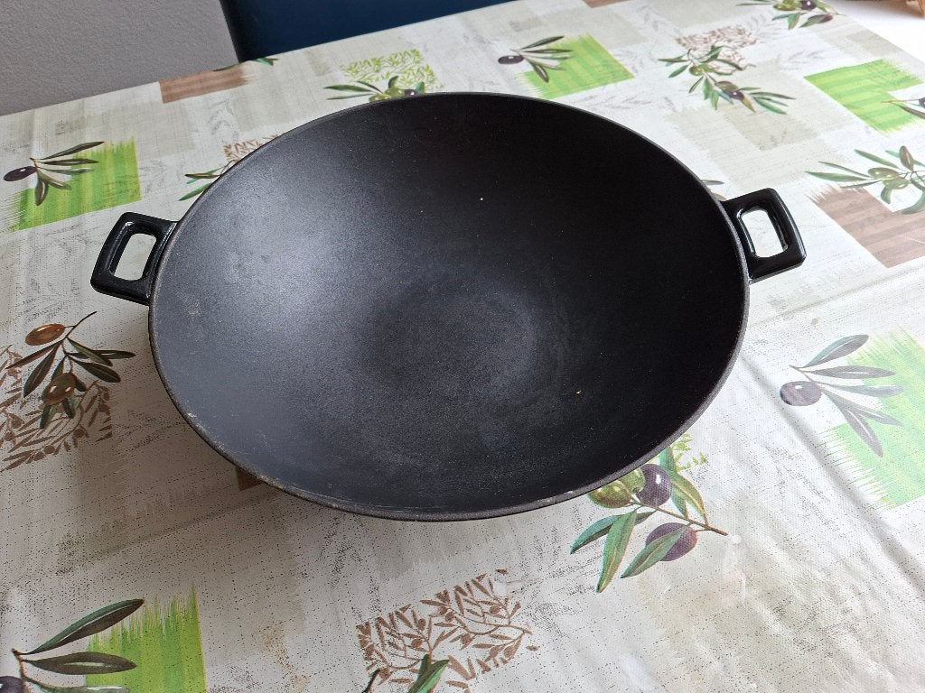 wok, Ophalen, Gietijzer, Met handvatten, Zo goed als nieuw