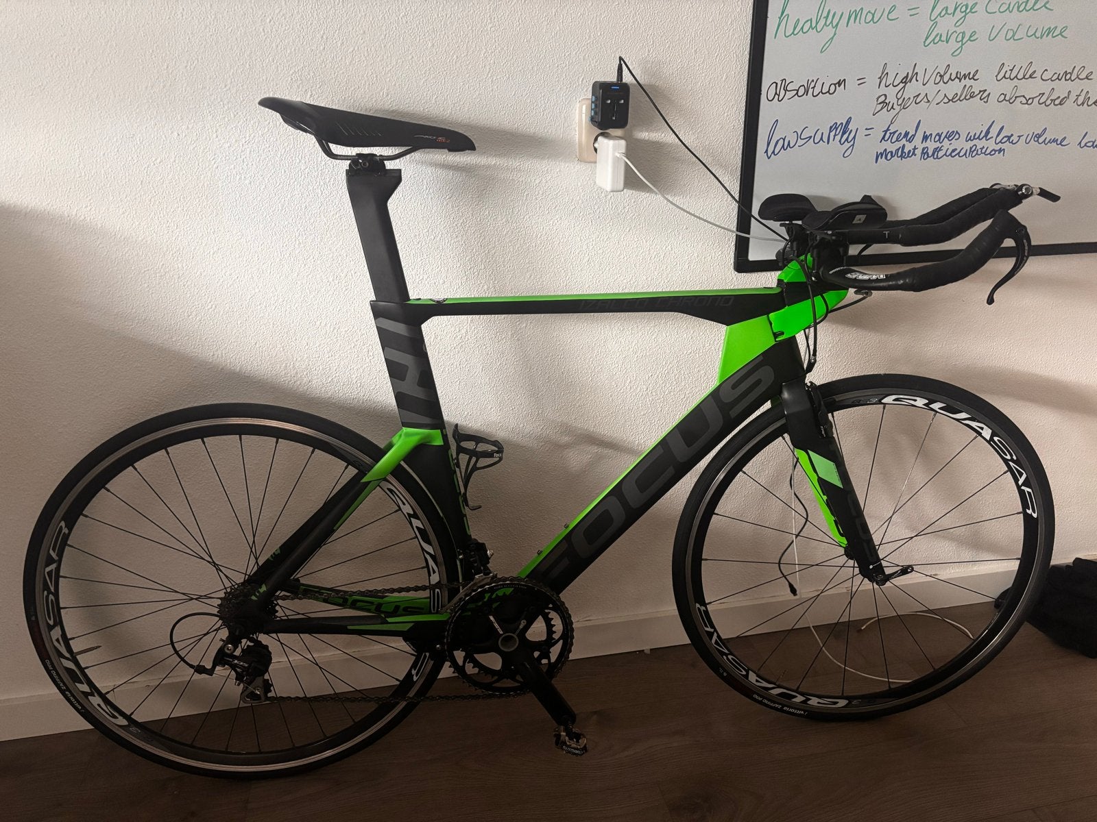 Focus Izalco Chrono Max TT/Triathlonfiets - Maat XL, 28 inch, Gebruikt, Carbon, 10 tot 15 versnellingen