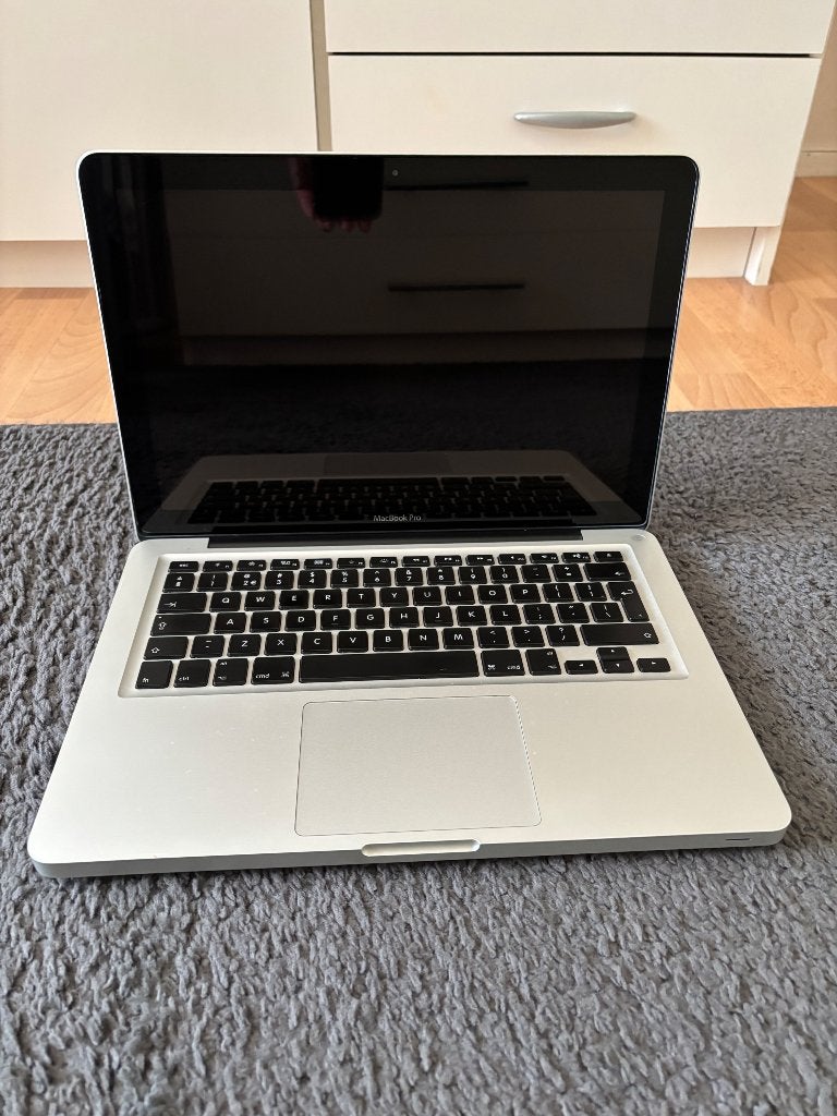 MacBook Pro 2011, Computers en Software, Apple Macbooks, Gebruikt, 2 tot 3 Ghz, Qwerty, 13 inch