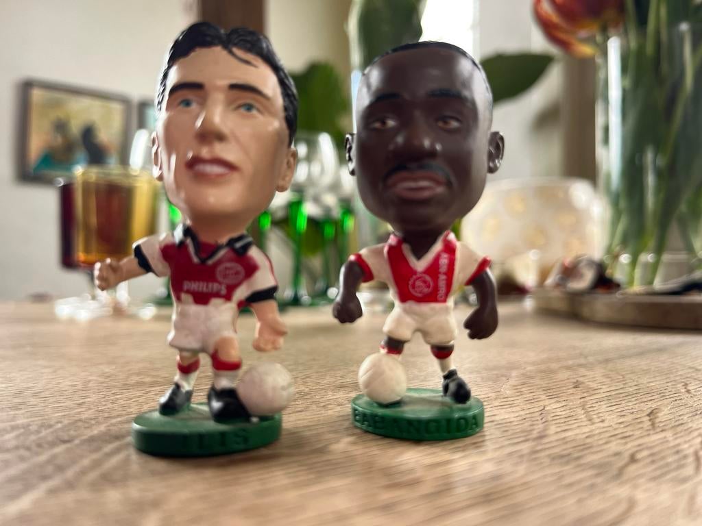 Twee voetbalpoppetjes uit 1996 /97, Ophalen of Verzenden, Zo goed als nieuw