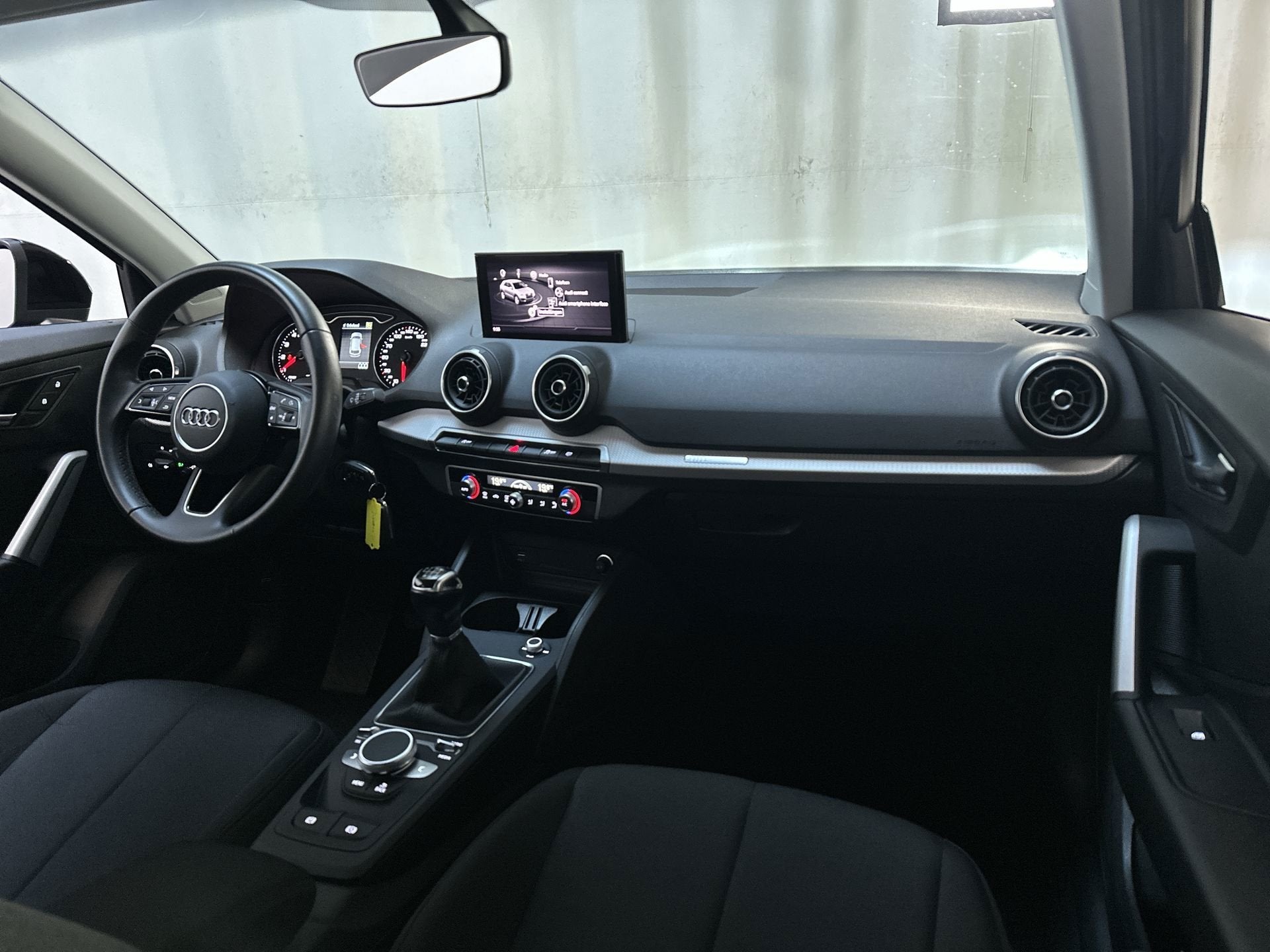 Audi Q2 30 TFSI Pro Line App-Connect DAB+ Climate Control Ad, Auto's, Voorwielaandrijving, Dealer onderhouden, Stof, Gebruikt