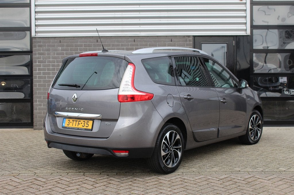 Renault Grand Scénic 1.2 TCe Bose / Keyless / Trekhaak / Ca, Auto's, Renault, Voorwielaandrijving, Euro 5, Stof, Gebruikt