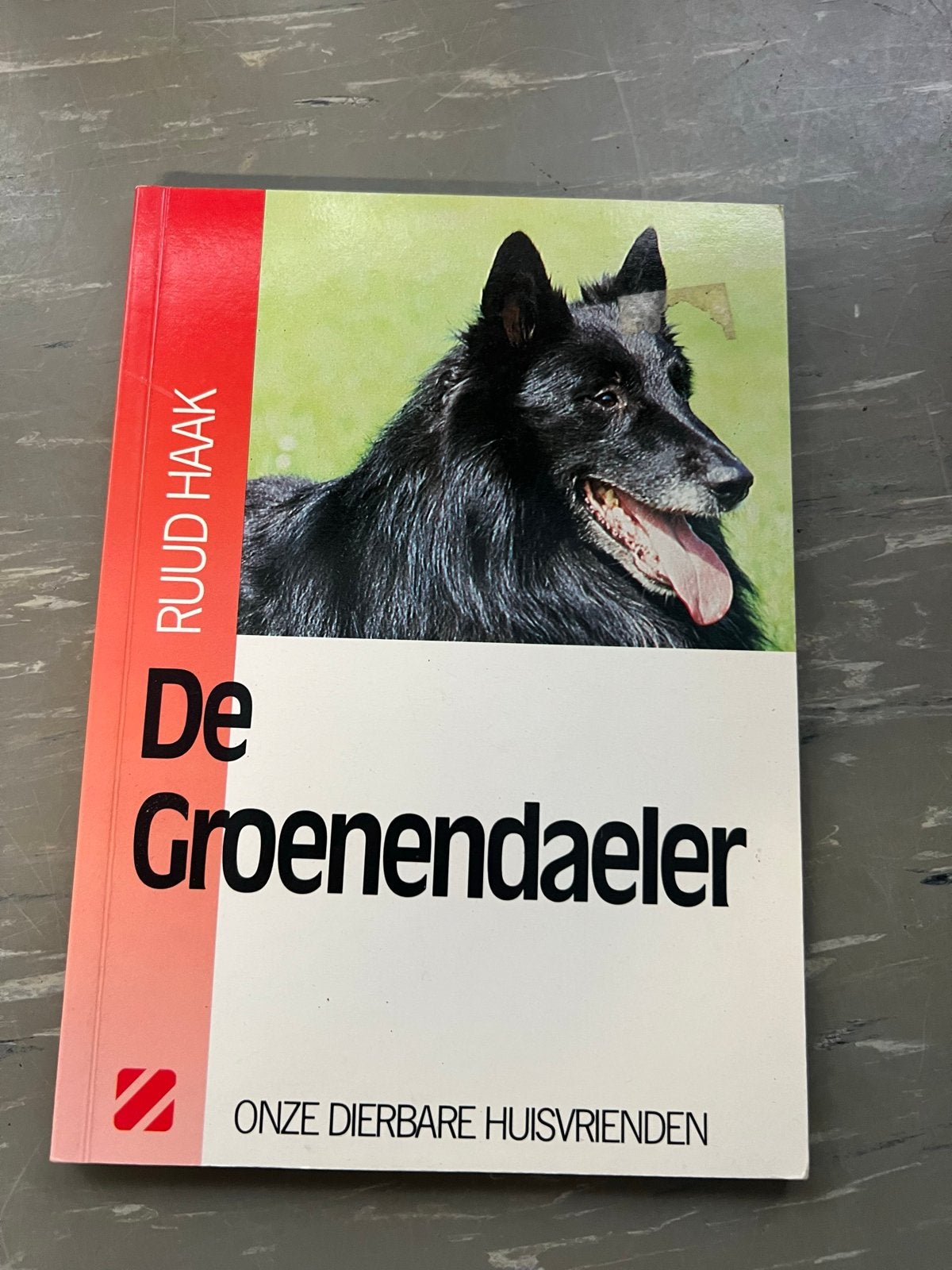 De Groenendaeler - Ruud Haak (Hondenboek), Ophalen of Verzenden, Gelezen, Honden