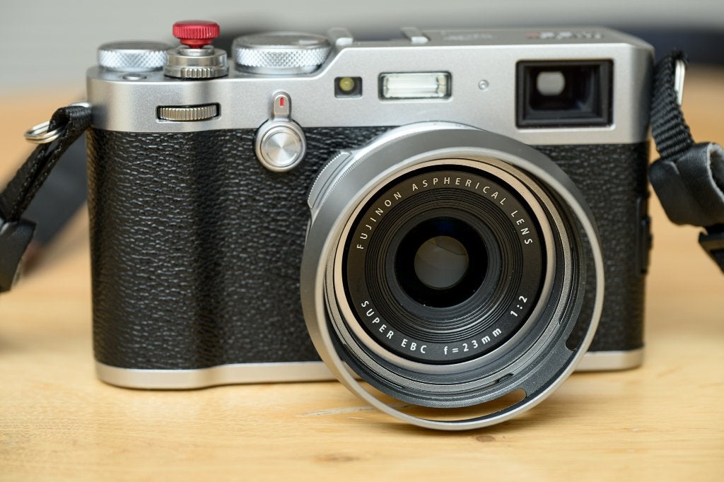 Fujifilm X100F met veel extra's (o.a. flitser, tas), Audio, Tv en Foto, Fotocamera's Digitaal, Ingebouwde flitser, Screenprotector