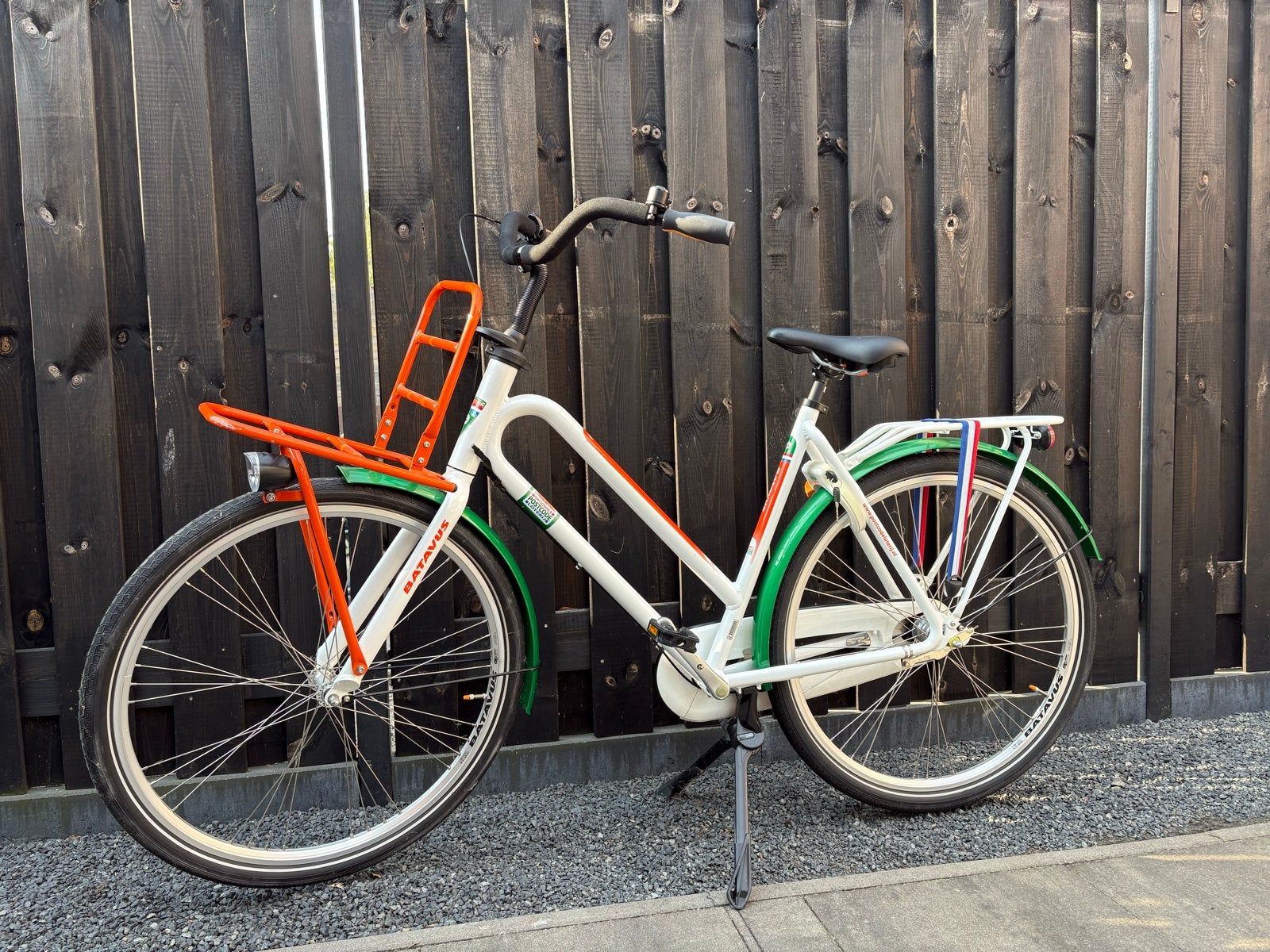 Batavus fiets met voordrager en bagagedrager, Fietsen en Brommers, Ophalen, Velgrem, Batavus, Nieuw