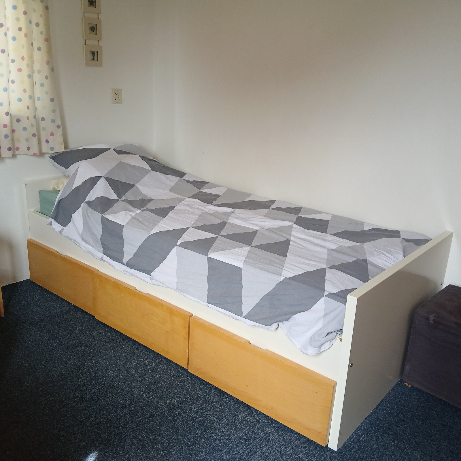 1 persoons kinder/tiener bed, Huis en Inrichting, Slaapkamer | Bedden, Ophalen, Gebruikt, 90 cm, Eenpersoons