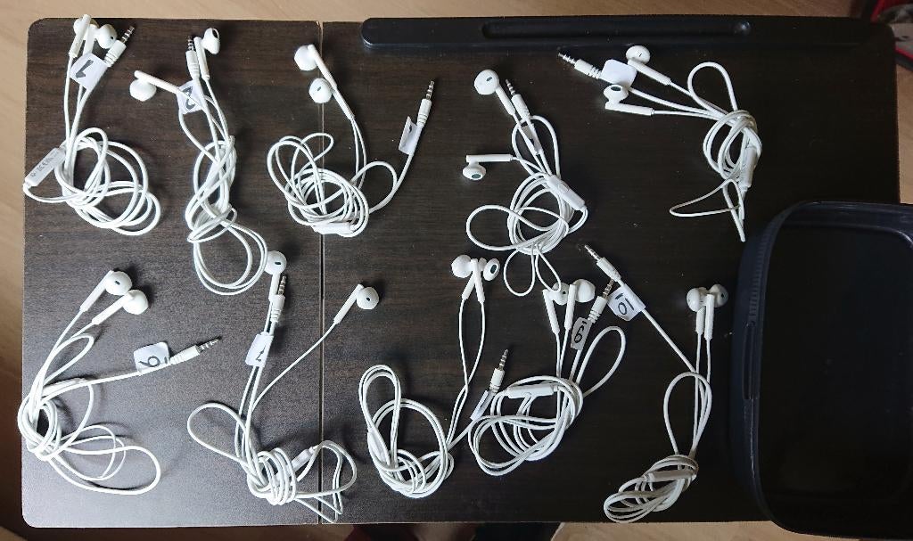 10 witte oordopjes, in-ear, in leuk doosje, Ophalen of Verzenden, Zo goed als nieuw, Overige merken