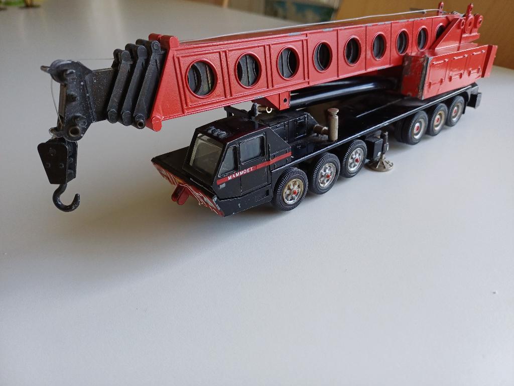 nzg 152 hijskraan opknapper of voor onderdelen, Hobby en Vrije tijd, Ophalen of Verzenden, Gebruikt, Bus of Vrachtwagen, NZG