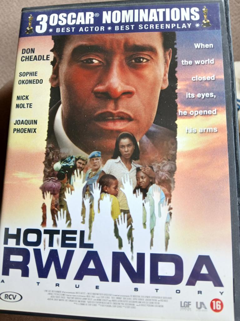Hotel Rwanda. 1 DVD, Alle leeftijden, Ophalen, Zo goed als nieuw