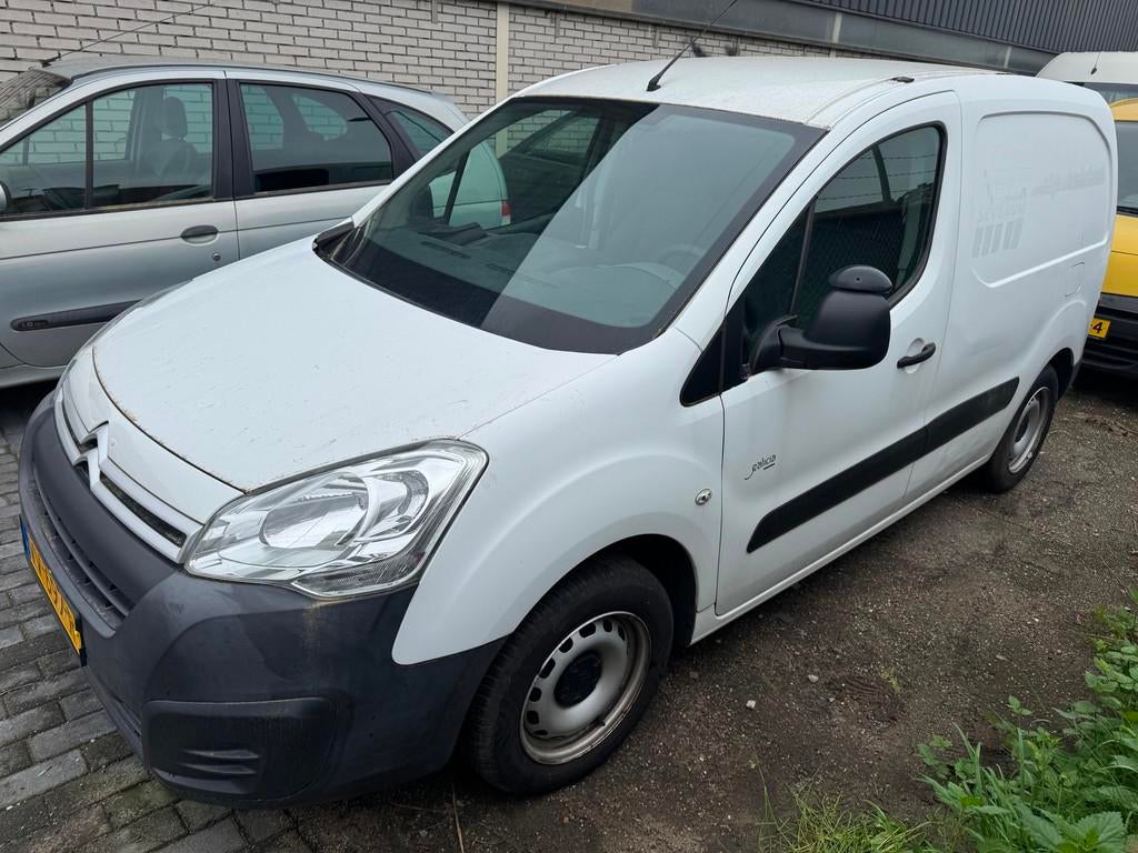 Citroen Berlingo 1.6 BlueHDI 75 Comfort Airco, Auto's, Bestelauto's, Stof, Gebruikt, 4 cilinders, Citroën