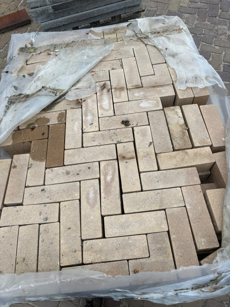 partij betonnen dikformaat geel 21x7x8, Ophalen, Klinkers, Nieuw, 10 m² of meer