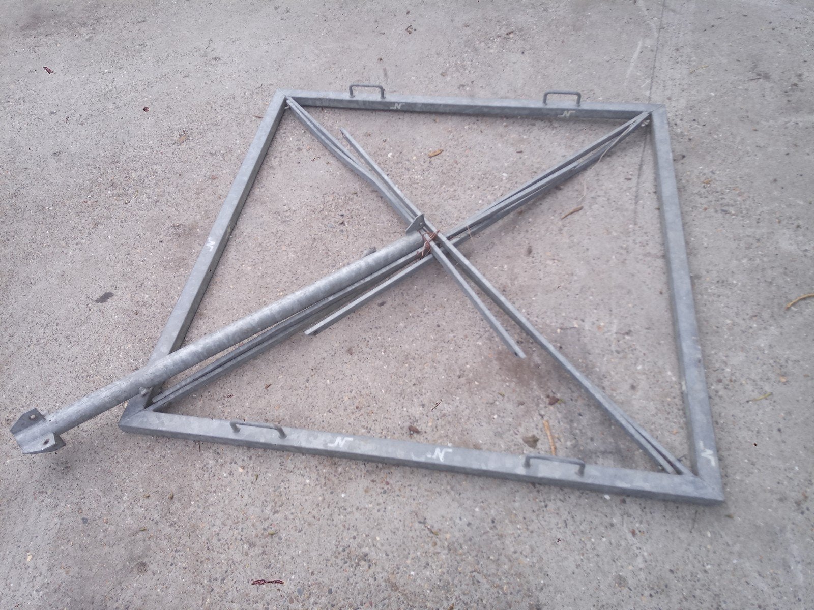 lichtmast frame voor stelconplaten 4 stuks, Ophalen, Overige typen, Minder dan 2 meter