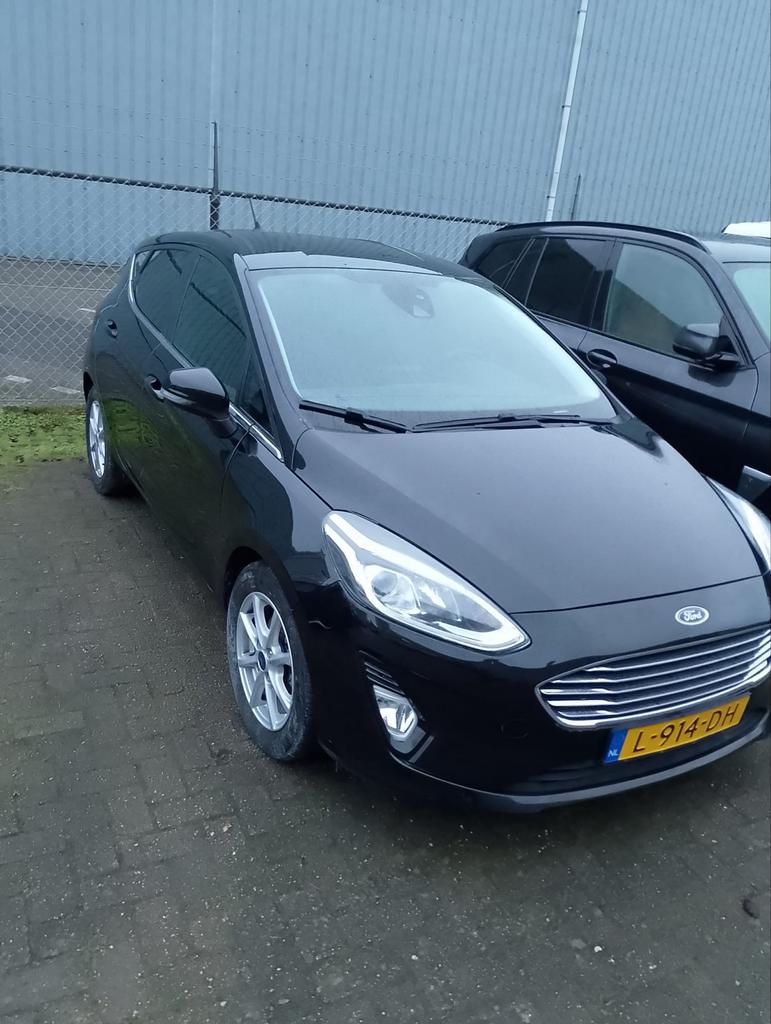 Ford Fiësta 1.0 Ecoboost 100pk 5dr 2021 Zwart, Auto's, Voorwielaandrijving, 580 kg, 1064 kg, Origineel Nederlands