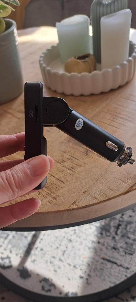 Caliber Bluetooth FM Transmitter met SD-kaartlezer, Ophalen of Verzenden, Zo goed als nieuw