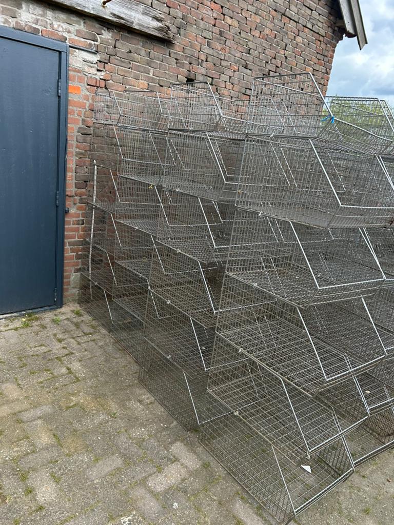 Grote partij draadmanden bakken manden, Ophalen of Verzenden, Zo goed als nieuw, Minder dan 50 cm, Minder dan 5 flessen