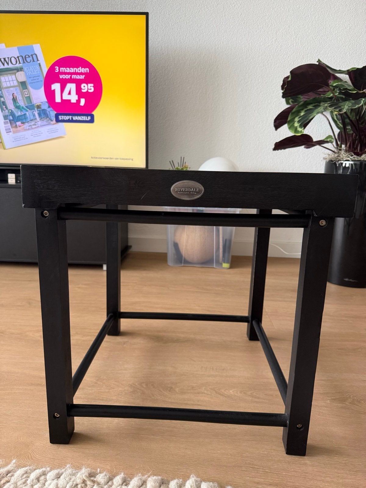 Zwart bijzettafeltje / dienbladtafel Riverdale, Huis en Inrichting, Minder dan 55 cm, Gebruikt, Vierkant, Hout