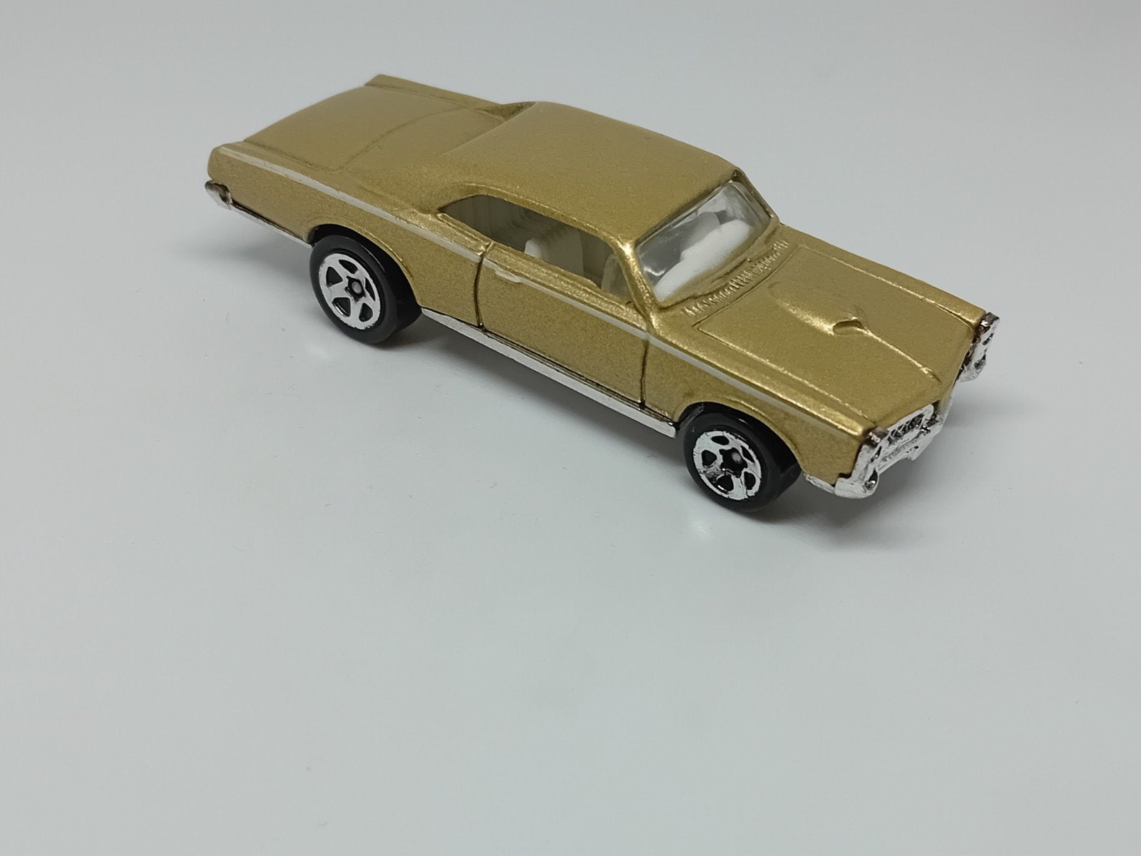 Hot Wheels 67 Pontiac GTO Goud, Ophalen of Verzenden, Zo goed als nieuw, Auto