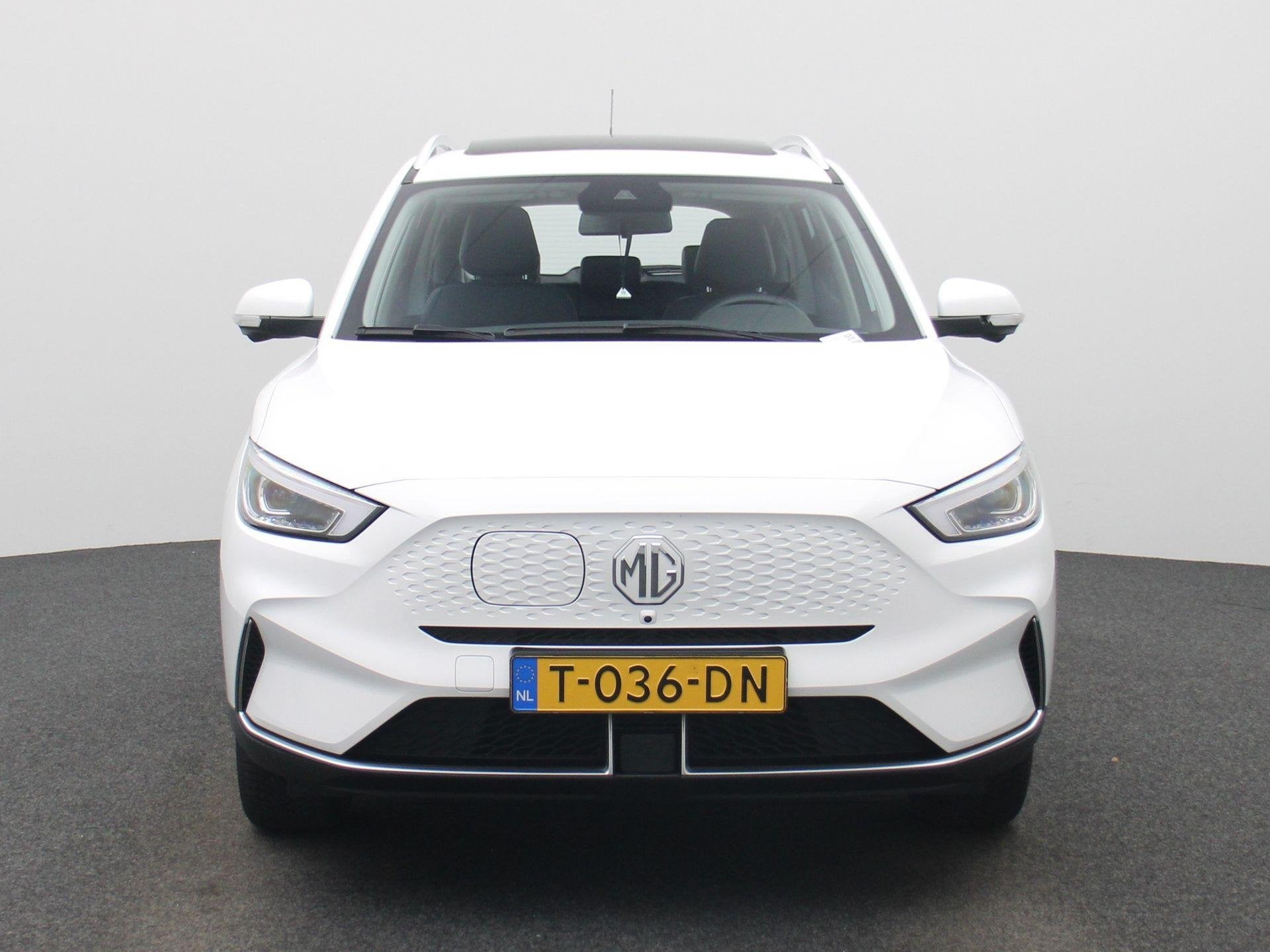 MG ZS EV Long Range Luxury 70 kWh | 1e-EIG. | WLTP 440 KM |, Auto's, MG, Gebruikt, Zwart, ZS, Wit