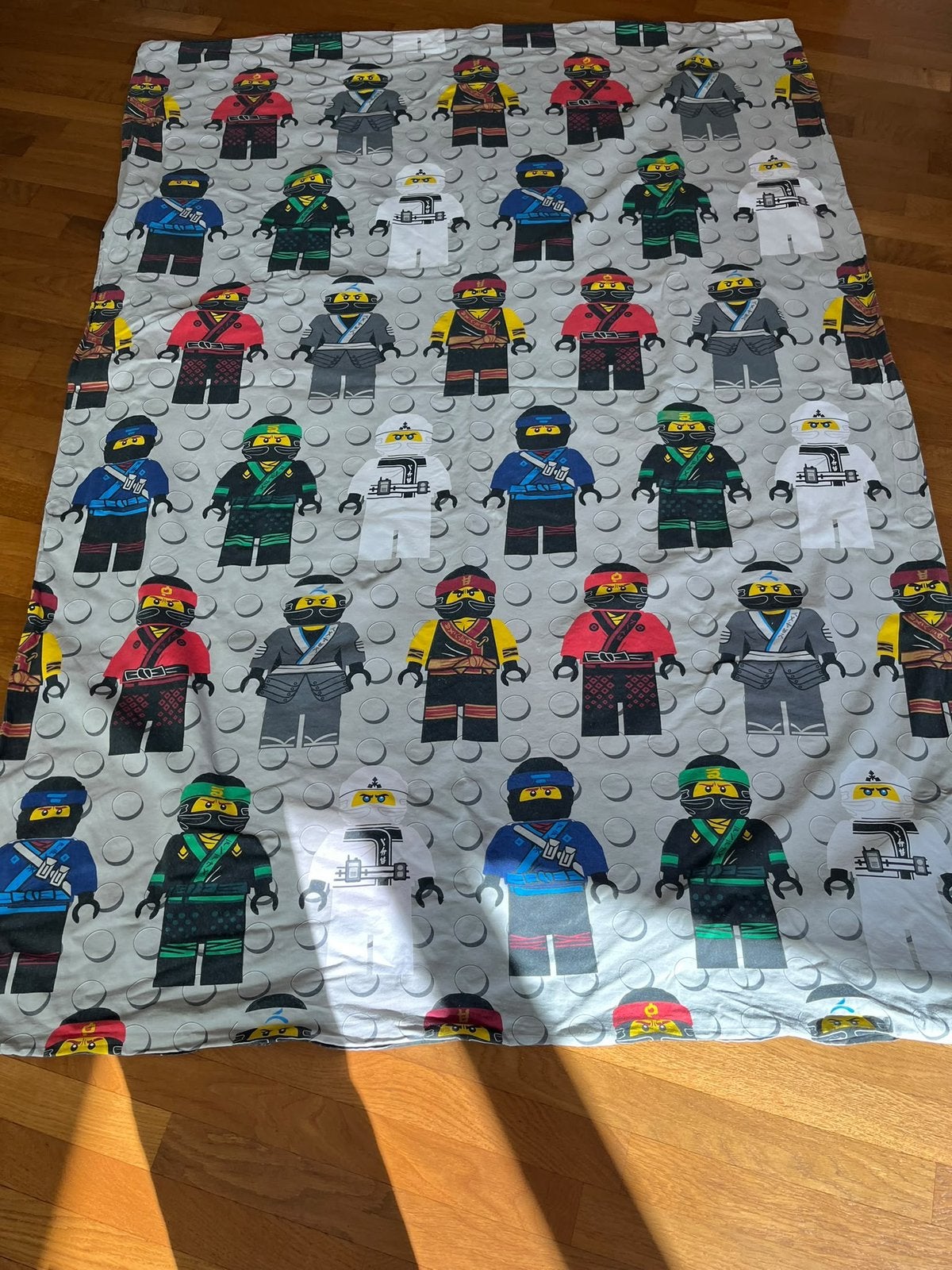 1 pers 140/200  dekbedovertrek lego ninjago, Huis en Inrichting, Ophalen of Verzenden, Gebruikt, Overige vormen