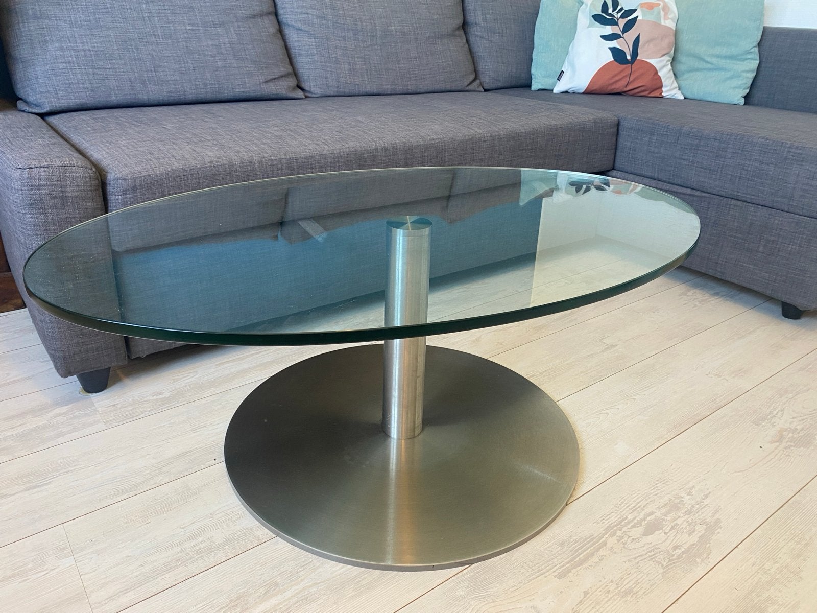 Moderne glazen ovale salontafel - mogelijk Metaform Orfis, Huis en Inrichting, Tafels | Salontafels, Ophalen, Gebruikt, 100 tot 150 cm